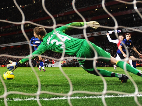 阿森纳曼城英超对决1-1绝平 哈兰德表现抢眼防线稳固